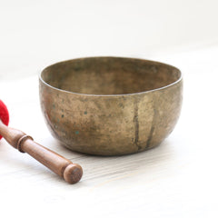 Antique Singing Bowl Heart Chakra 171 Hz