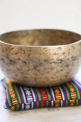Antique Singing Bowl Sacral Chakra 154 Hz
