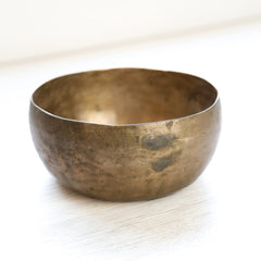 Antique Singing Bowl Solar Plexus Chakra 162Hz