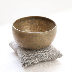 Antique Singing Bowl Third Eye Chakra 230 Hz