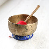 Antique Singing Bowl Throat Chakra 195Hz