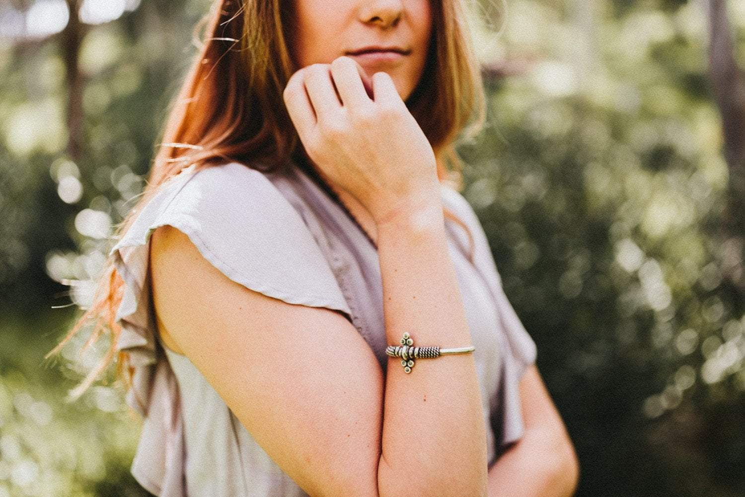 Bangle Bracelet with Spinning Centerpiece