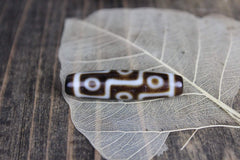 Absolutley Perfect 9 Eye Dzi Bead