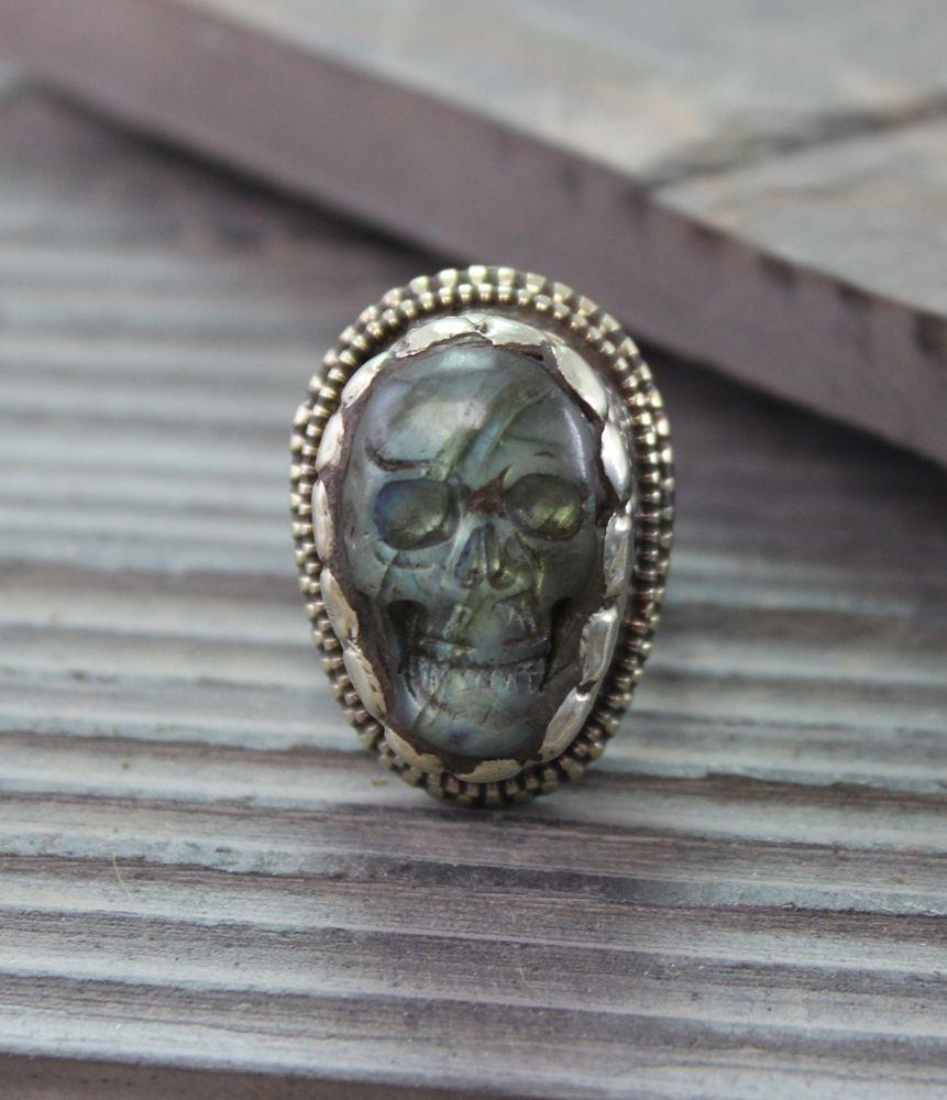 Amazing Mens Hand Carved Tibetan Skull Ring