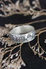 Adjustable 8 Auspicious Ring