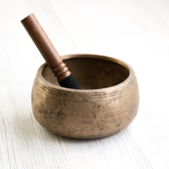 Antique Mani Singing Bowl - Sacral Chakra 590Hz