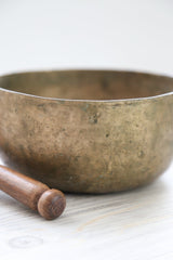 Antique Singing Bowl Heart Chakra 171 Hz