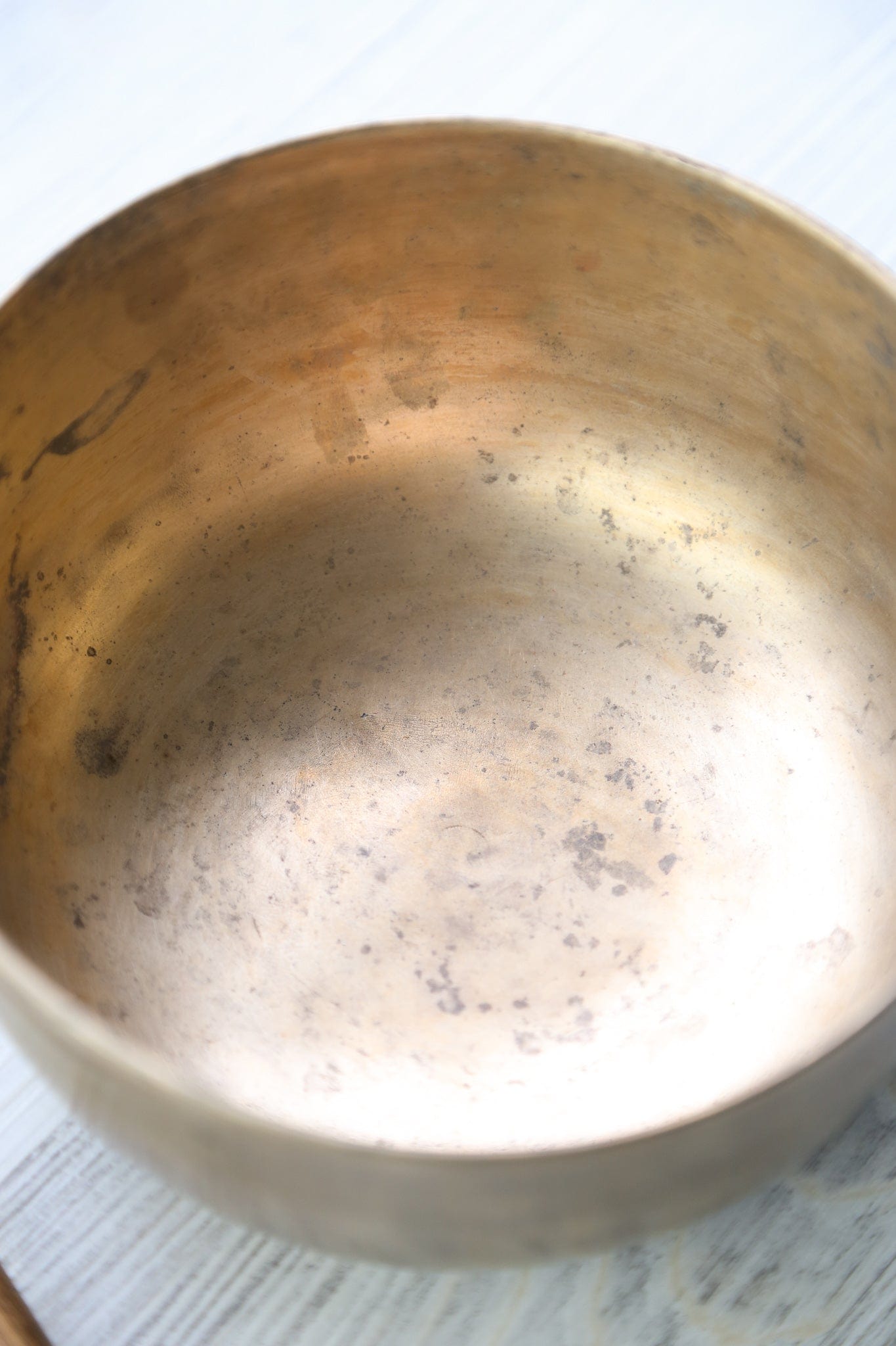 Antique Singing Bowl Heart Chakra 183Hz