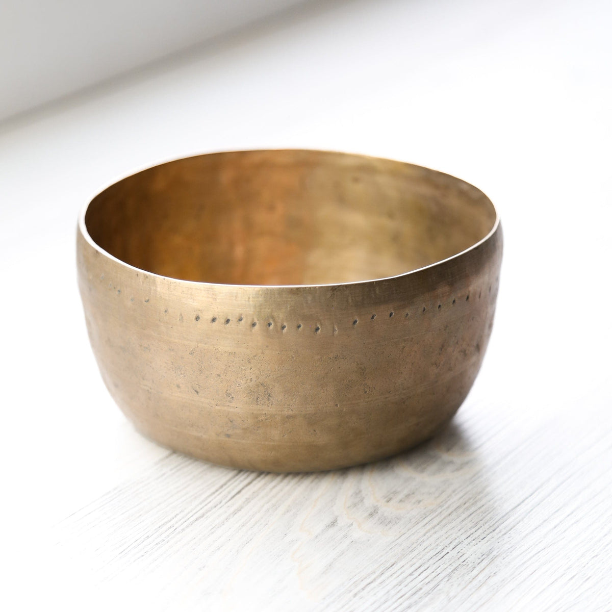 Antique Singing Bowl Heart Chakra 190Hz