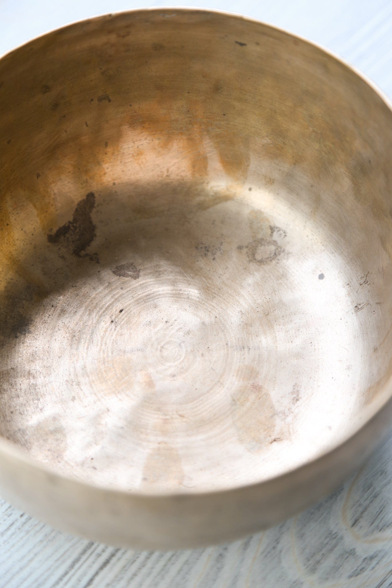 Antique Singing Bowl Heart Chakra 190Hz