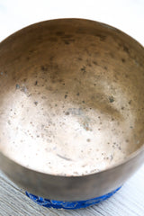 Antique Singing Bowl Root Chakra 140Hz