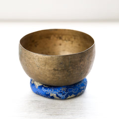 Antique Singing Bowl Root Chakra 140Hz