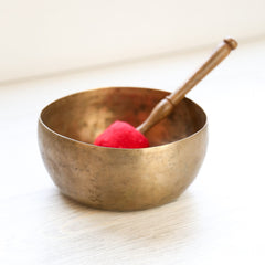 Antique Singing Bowl Sacral Chakra 148Hz