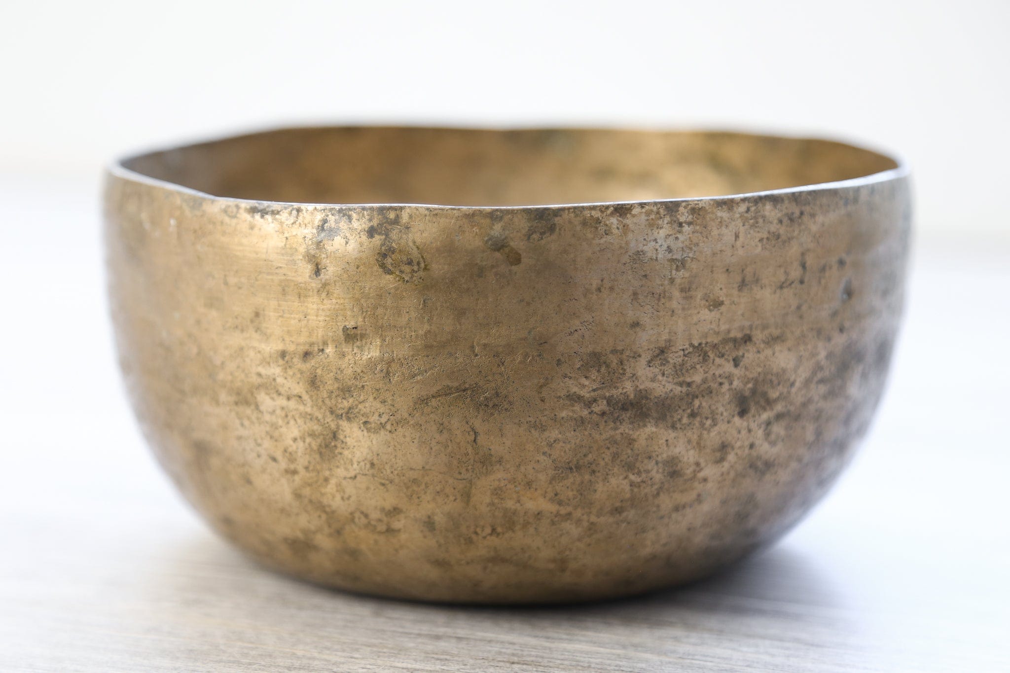 Antique Singing Bowl Sacral Chakra 150 Hz