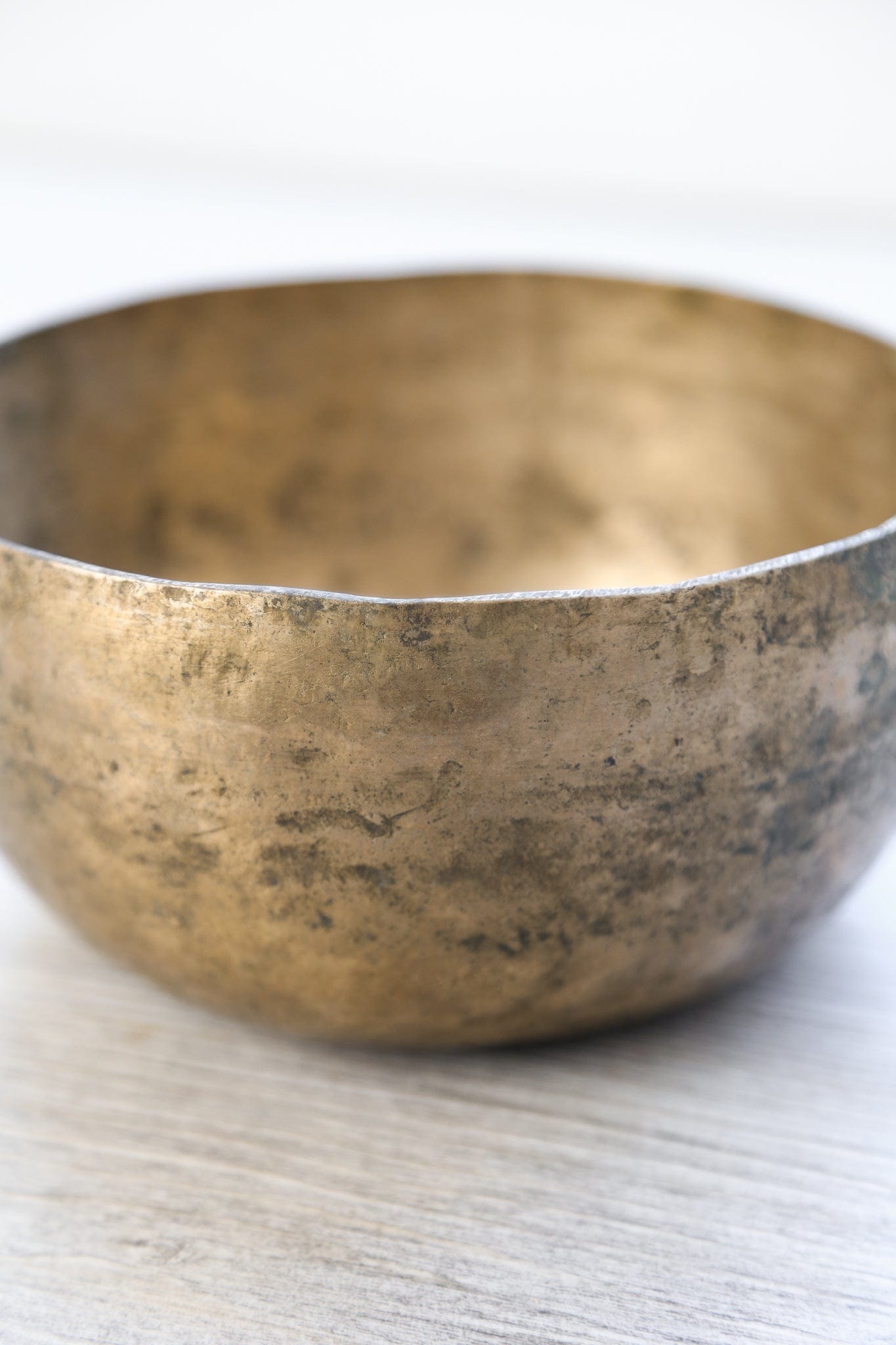 Antique Singing Bowl Sacral Chakra 150 Hz