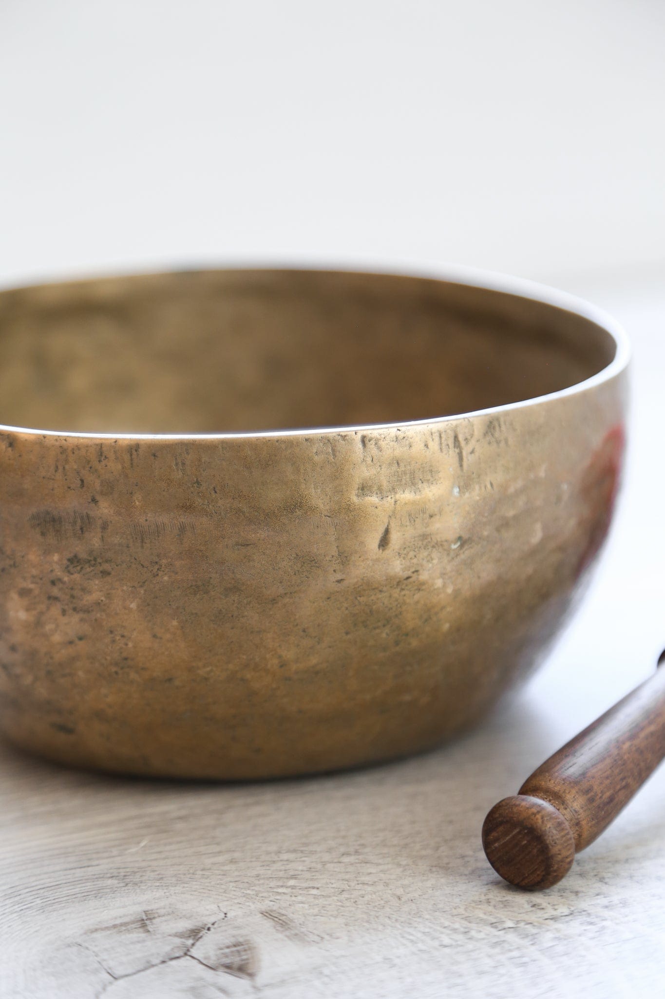 Antique Singing Bowl Sacral Chakra 155 Hz