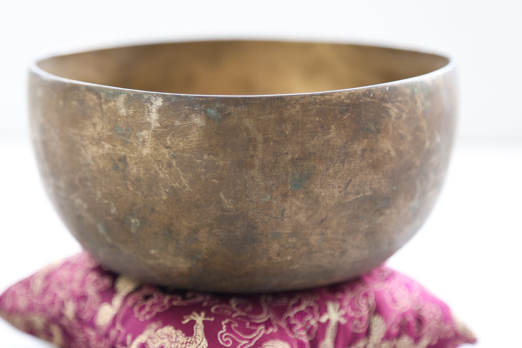 Antique Singing Bowl Solar Plexus Chakra 160 Hz