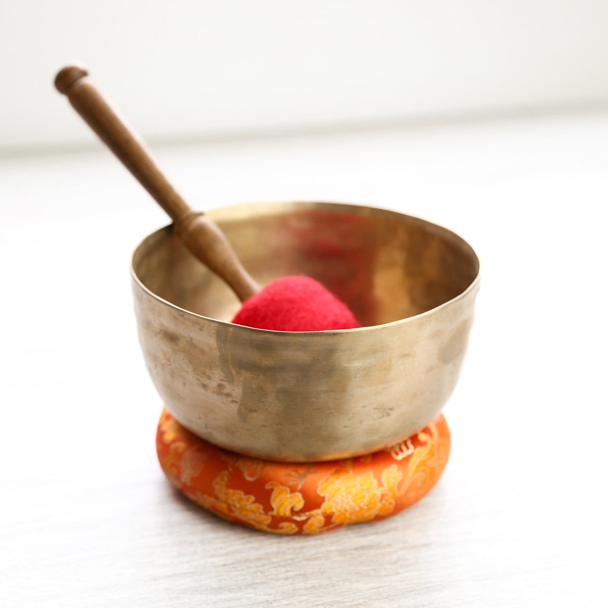 Antique Singing Bowl Solar Plexus Chakra 165Hz