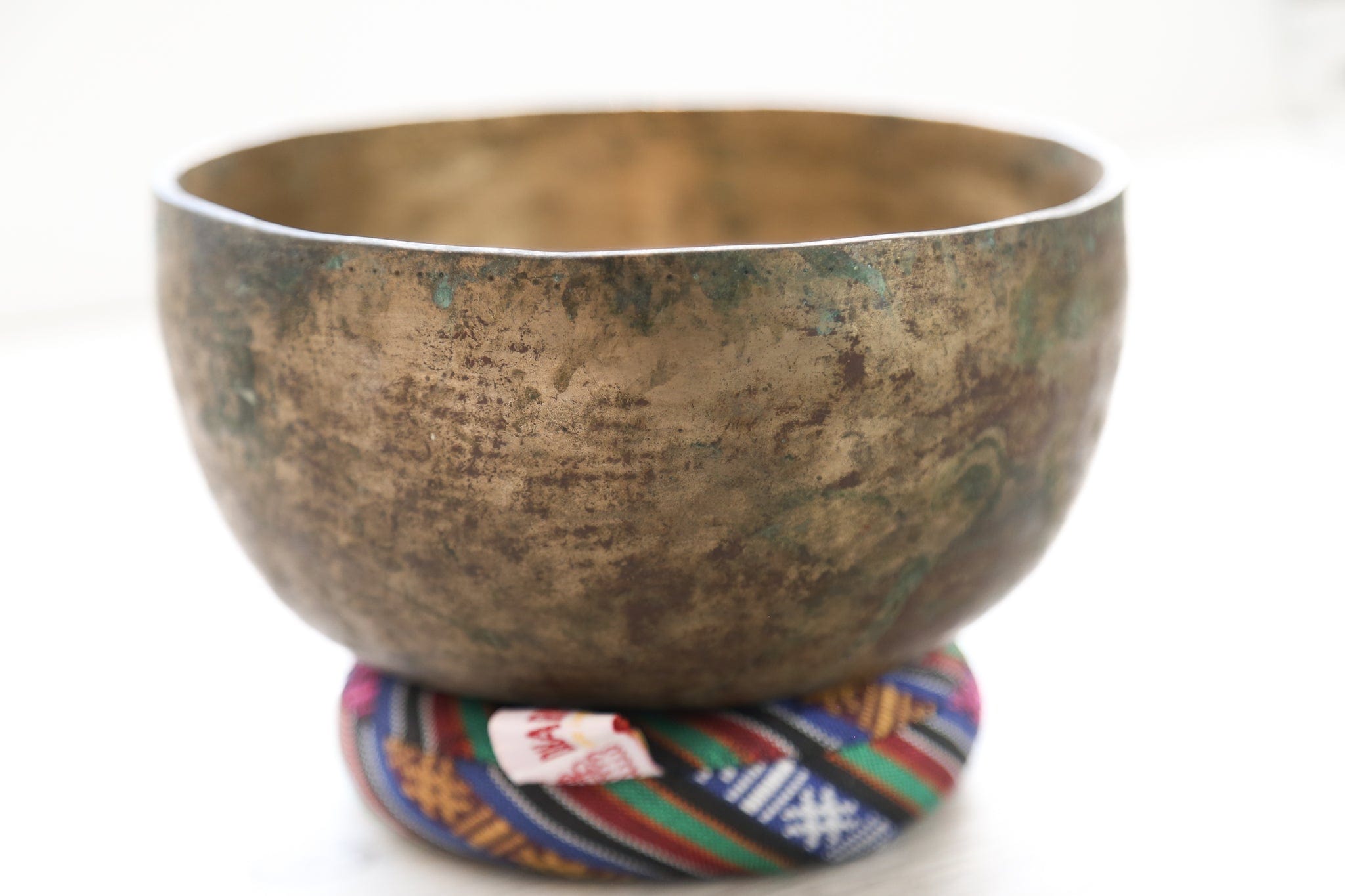 Antique Singing Bowl Third Eye Chakra 232 Hz