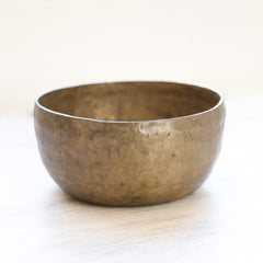Antique Singing Bowl Throat Chakra 193 Hz