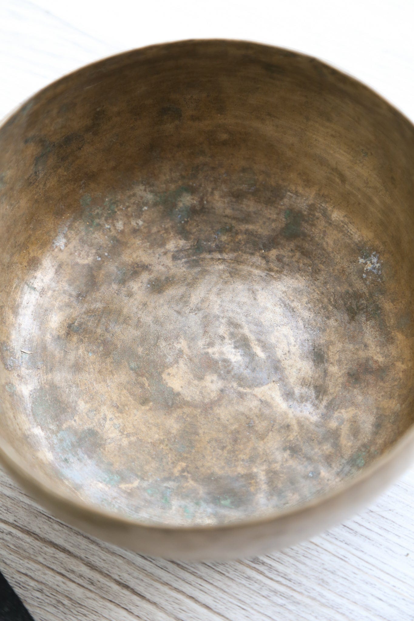 Antique Singing Bowl Throat Chakra 201 Hz