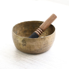 Antique Singing Bowl Throat Chakra 201 Hz