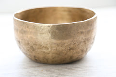 Antique Singing Bowl Throat Chakra 202 Hz