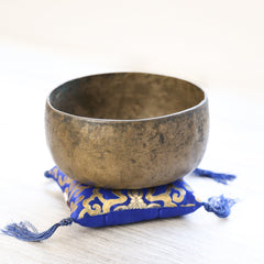 Antique Singing Bowl Throat Chakra 206 Hz