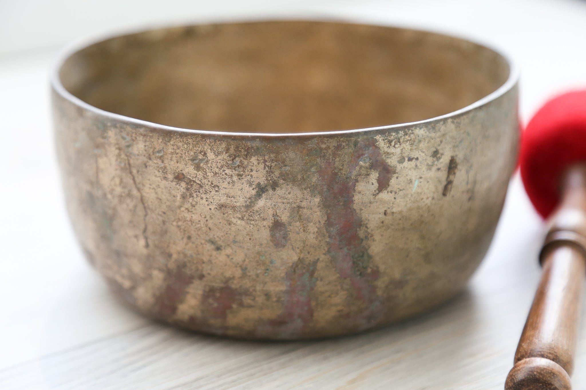Antique Singing Bowl Throat Chakra 210 Hz