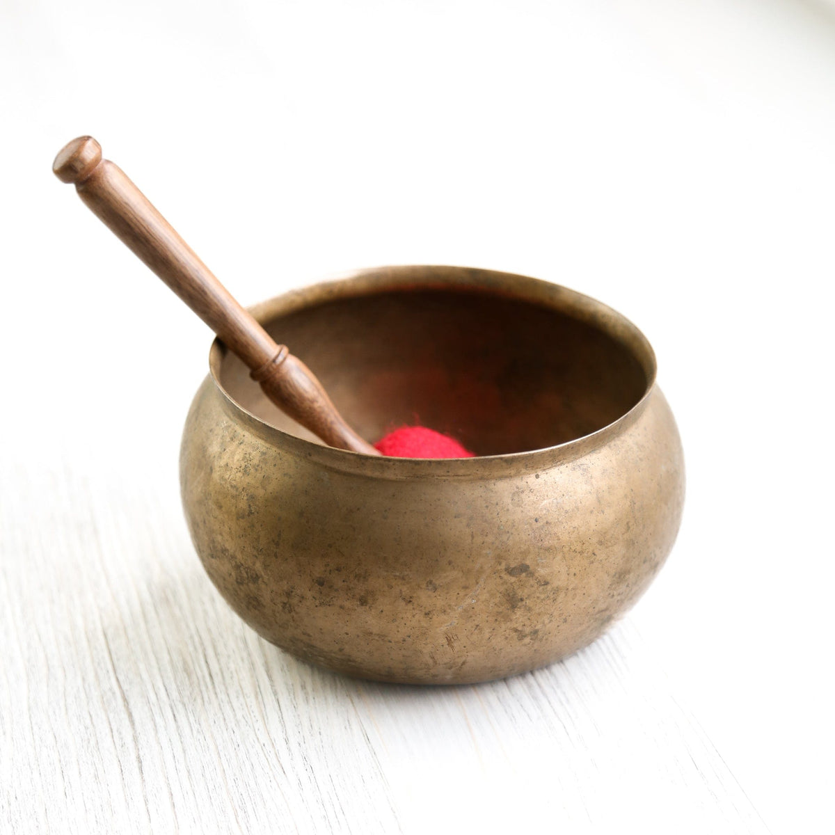 Antique Tantric Singing Bowl - Solar Plexus Chakra 333Hz