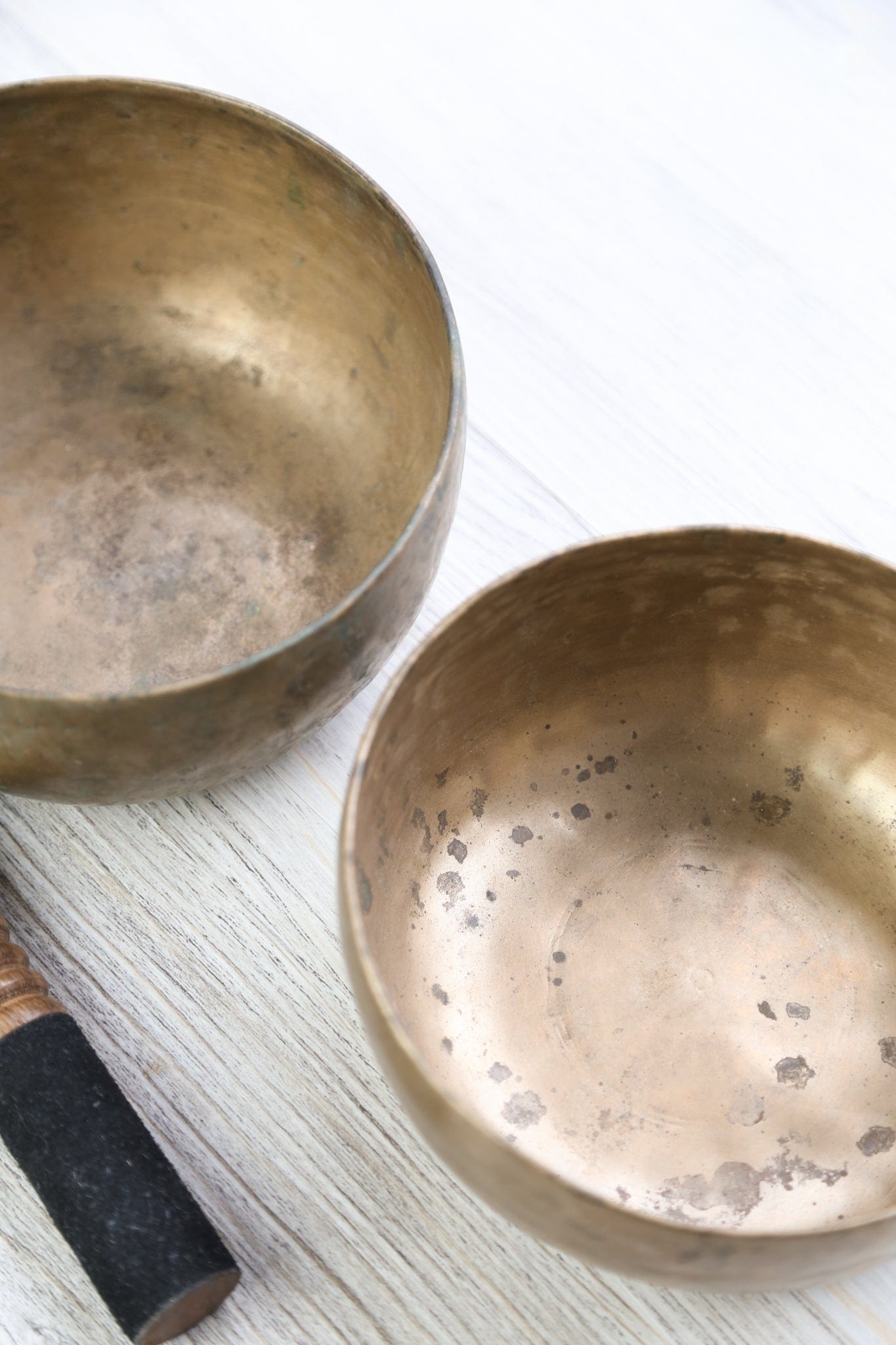 Antique Thado Singing Bowl Set