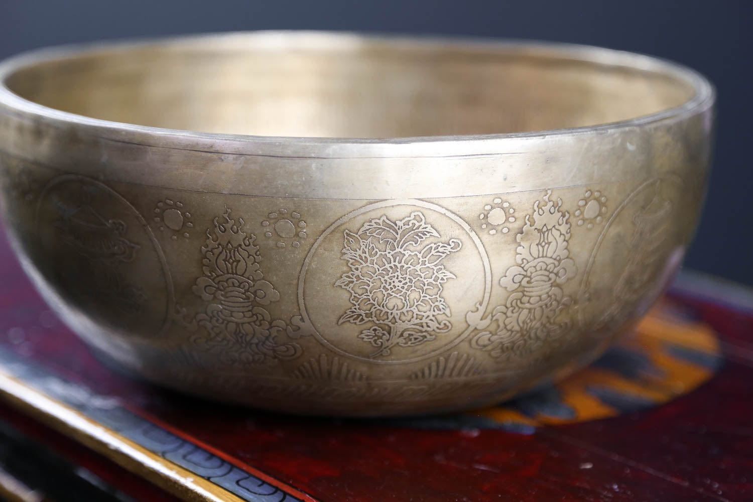 Auspicious Flaming Dorje Lingam Bowl