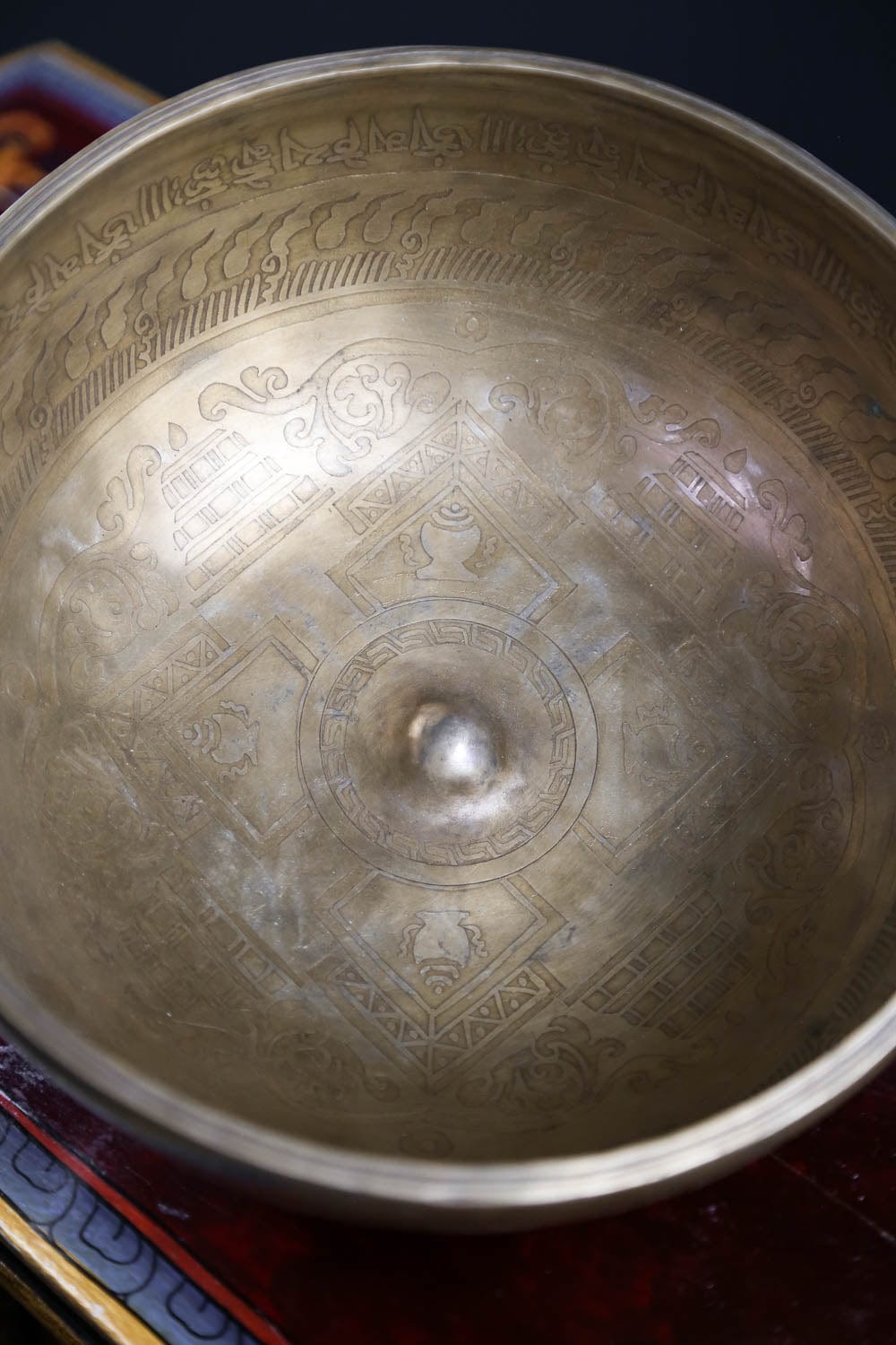 Auspicious Flaming Dorje Lingam Bowl