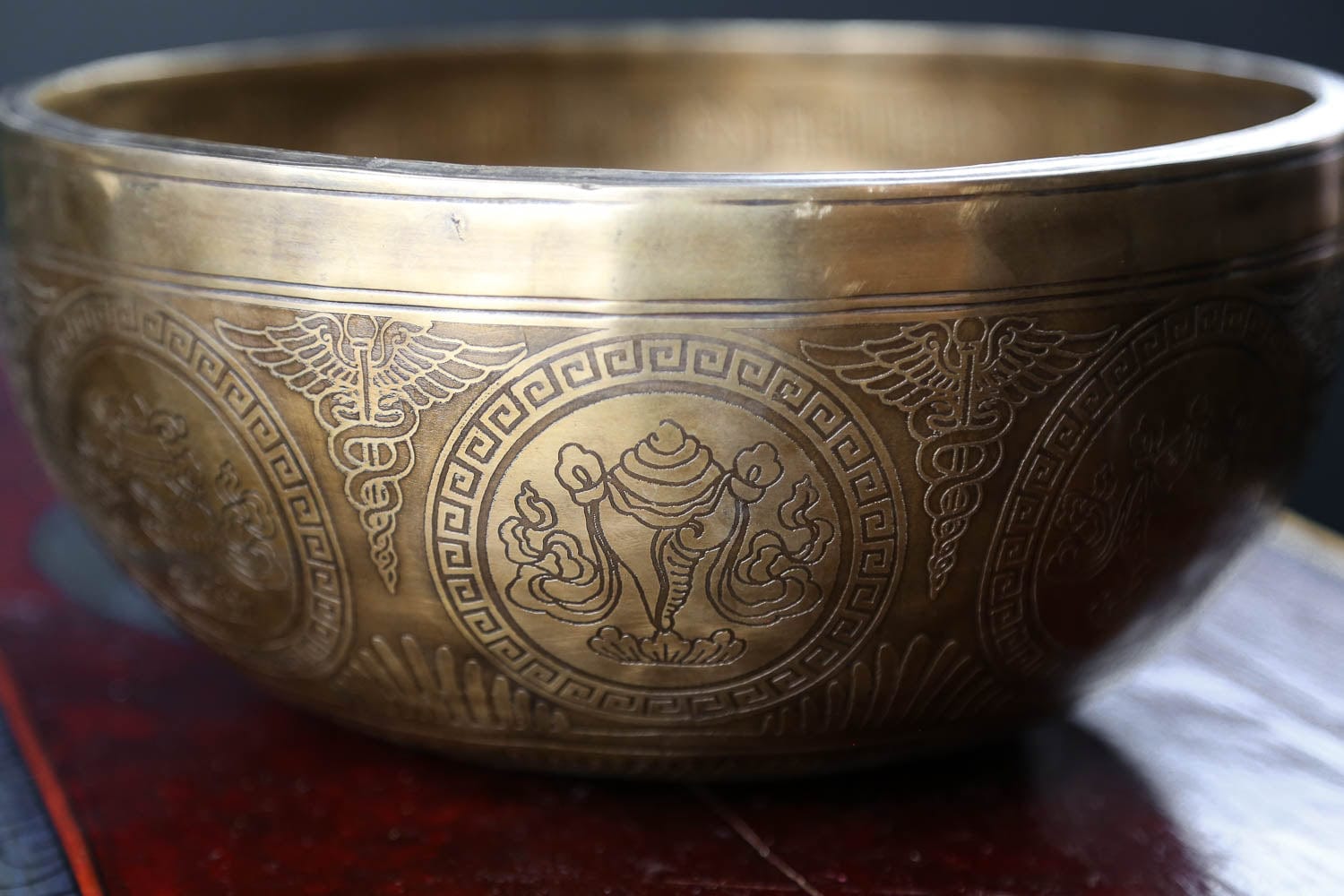 Auspicious Symbols Lingham Singing Bowl
