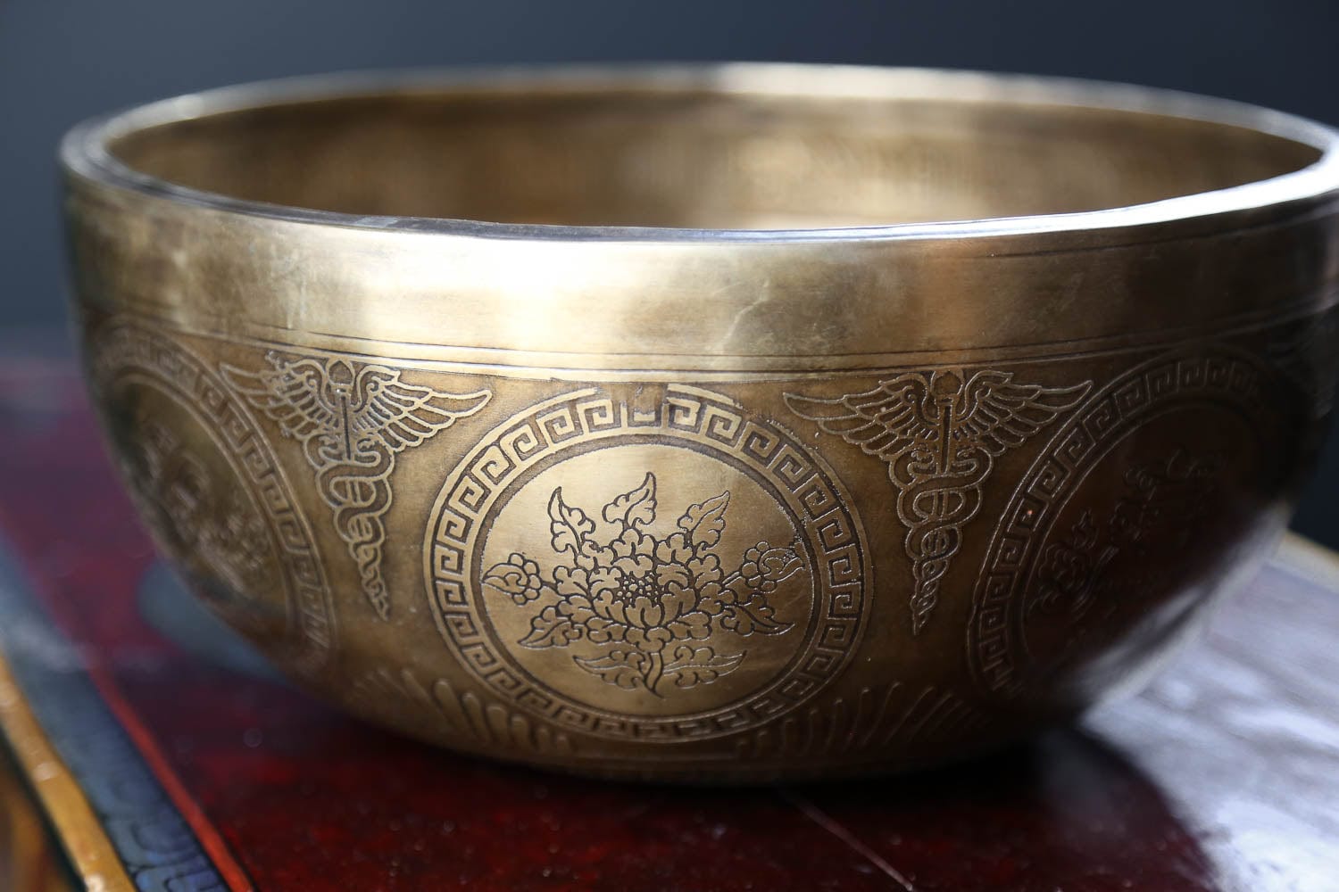 Auspicious Symbols Lingham Singing Bowl