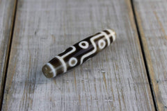 A spectacular 9 Eye Dzi Bead